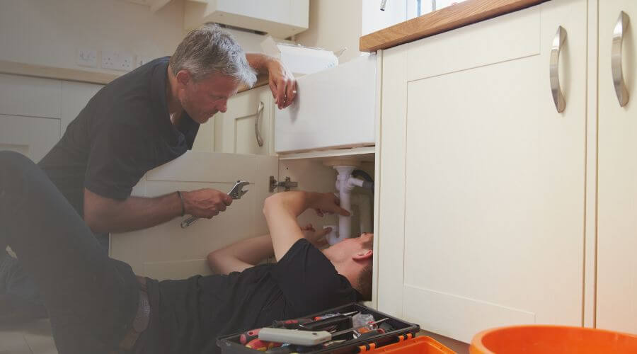Professional burst pipe repair services in Flemington, MO